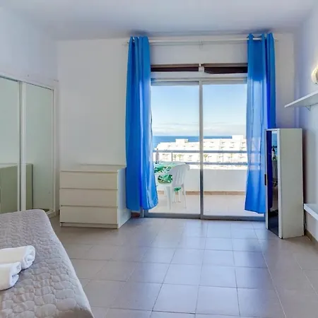 Bonito Estudio Playa Paraiso Апартаменты *